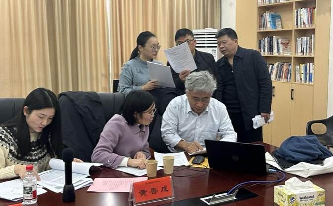 图示, 示意图

中度可信度描述已自动生成